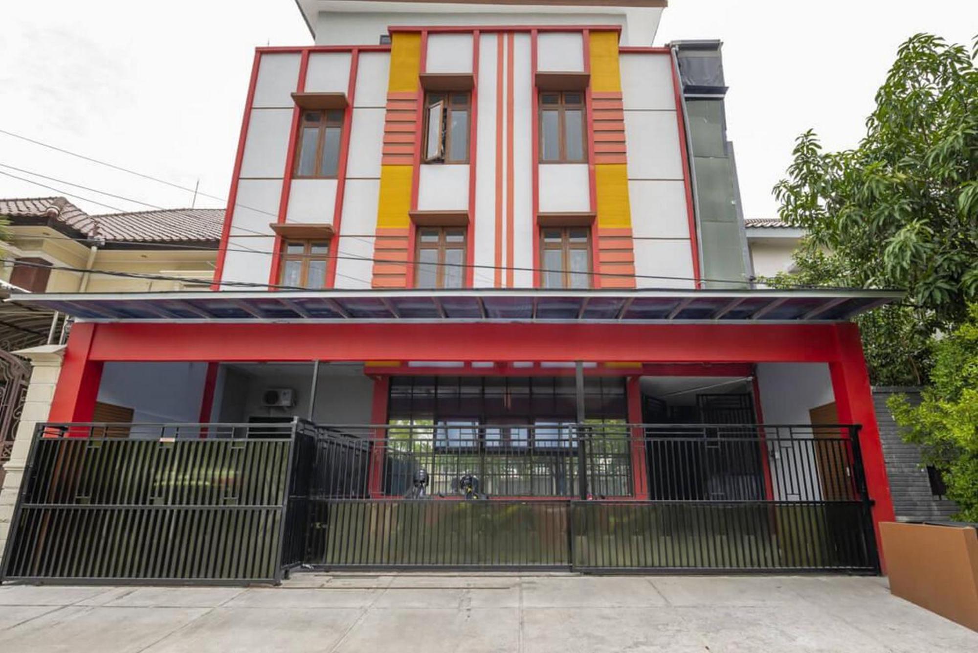 Reddoorz @ Jemursari Surabaya 2 Zewnętrze zdjęcie